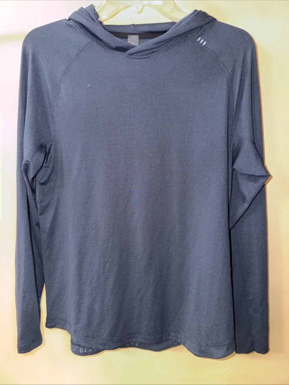 Lululemon License to Train Hoodie Men's Small Blue Stretch Performance Gym $118 - Picture 2 of 7